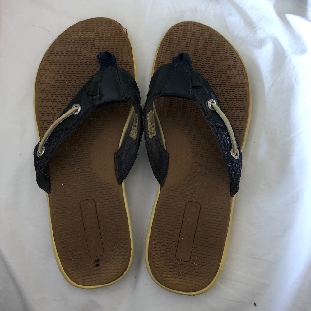 Blue sperry flip flops